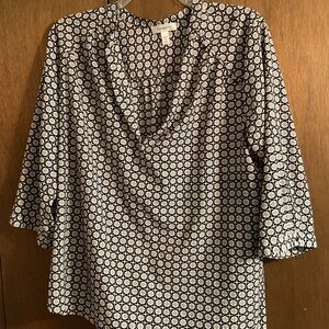 Chic Black and White Patterned Women's Top